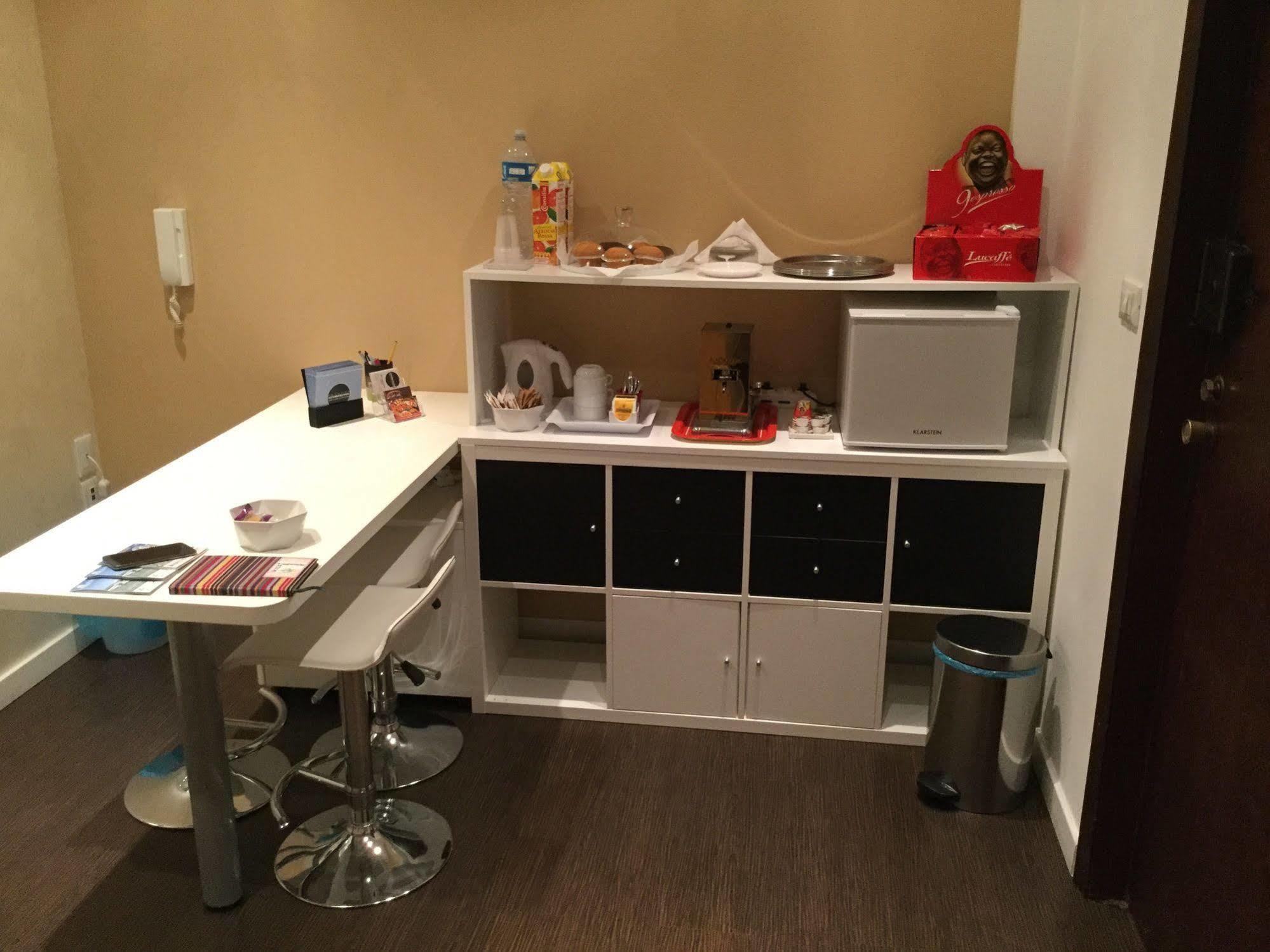 Domus Corso Umberto 18 B&B Pescara Eksteriør bilde